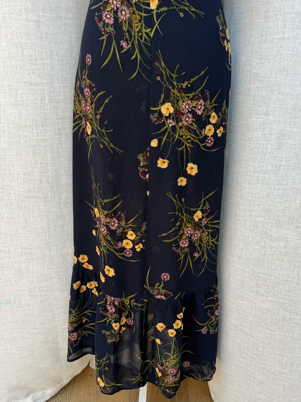 Reformation navy blue floral summer midi dress - Picture 5 of 10